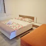 Ivica & Boja * Starigrad Paklenica