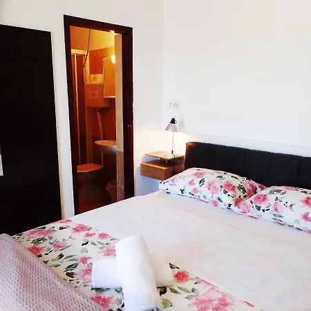 Ivica & Boja Apartment *
